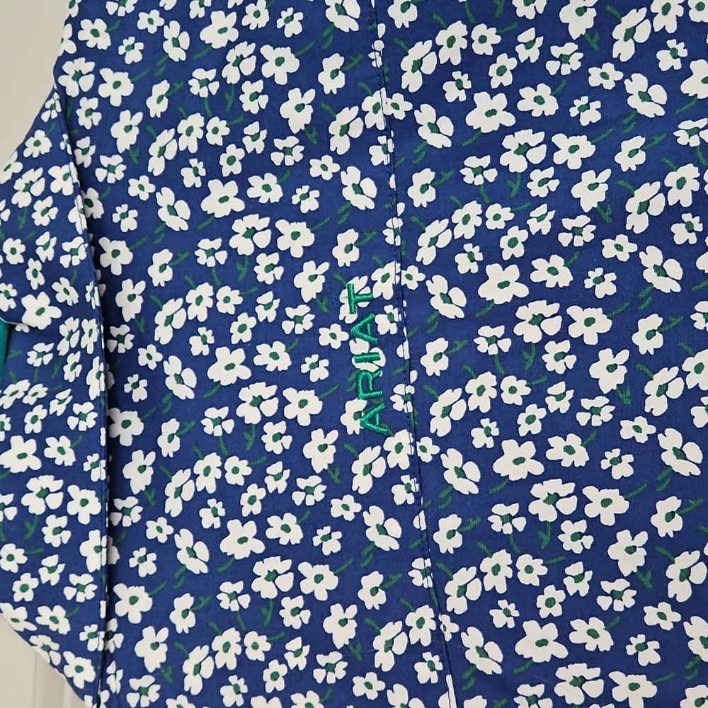 Ariat Button Down, Small, NWT NWT - image 9